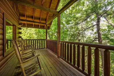 Image de Central & Secluded! Close to Dollywood & all Pigeon Forge attractions! Ez Roads!