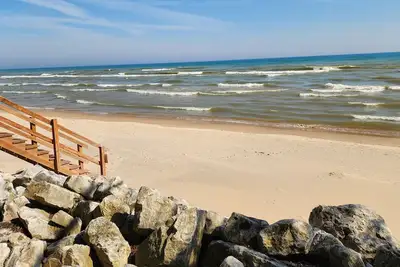 Image de Winter dates available at Beachdaze!