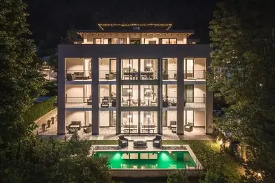 Image de Appartement supérieur avec vue sur les montagnes, terrasse, spa, jardin et piscine