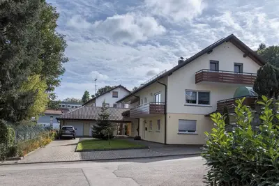 Image de Charmant appartement \"Grauer\" près du lac de Constance avec Wi-Fi, terrasse et jardin