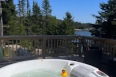 Image de Private  Oceanfront Tiny Home