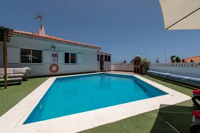 Image de Villa Clariana avec piscine privée