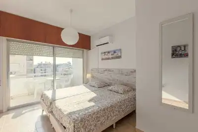 Image de Seafront furnished studio