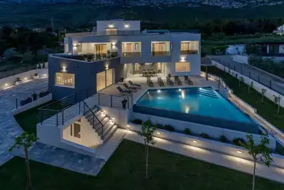 Image de Maison de vacances Kaštel Sućurac pour 1 - 12 personnes avec 5 chambres à coucher - Maison de vacanc