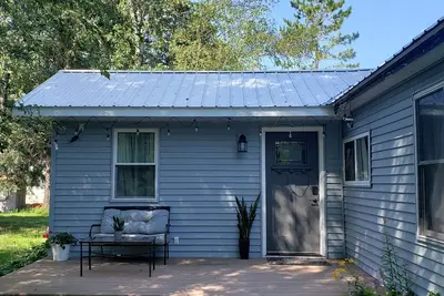 Image de Bad Rabbit Resort near Lake of the Woods **No Cleaning Fee**