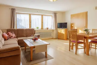 Image de Ferienwohnung 1 Terr. , Kochni. , Beh-ger. , 2 Schlaf- u-1 Wohnz. , max 4 P. , Wlan