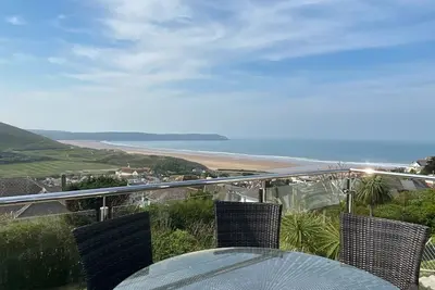 Image de 36 Chichester Park - Pets* | 3 Bed | Sea views