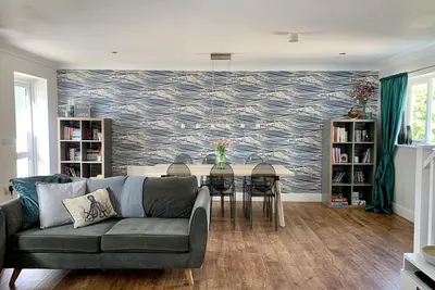 Image de Modern beach house 3 bed, 3 bath, balcony, sea view