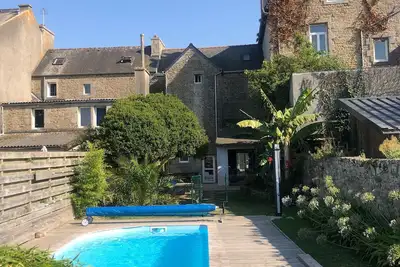 Image de Charmante maison de vacances avec piscine privée, proximité commerces  et mer