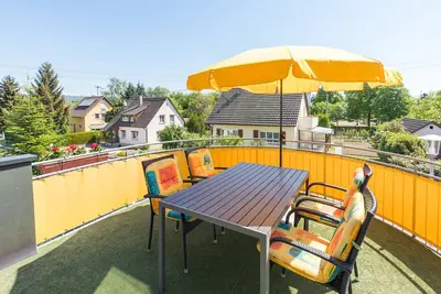 Image de Appartement de vacances confortable \"Baur Nr. 1\" près du château de Salem avec Wi-Fi et balcon