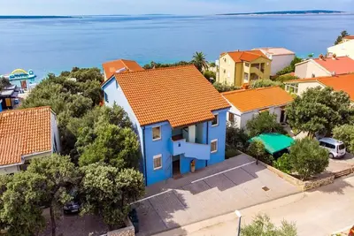 Image de Appartement bord de mer א Mandre
