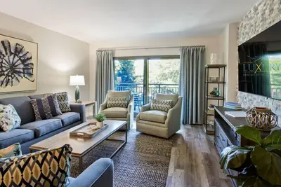 Image de 304 Ocean One - Updated 3 Bedroom Villa in an Oceanfront Complex - Just Steps to Beach!