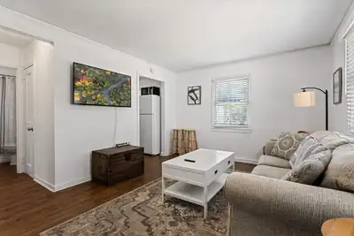 Image de Wow! 2 Bedroom Near Downtown Greenville - Pet Friendly