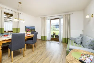 Image de Apartment B (4-6 persons/2 bedrooms, 1 Wsr) - Pension Kreuzer
