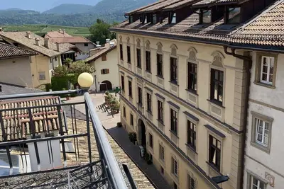 Image de Vacation apartment in the heart of Kaltern with a terrace to fall in love with
