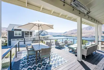 Image de Welcome to Shore Beats Work at The Lookout at Lake Chelan