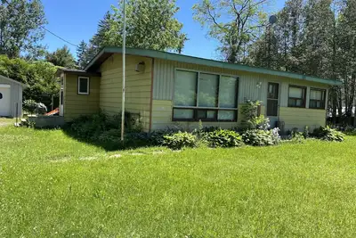 Image de Cozy Cottage Walking Distance To Lake Simcoe & Friday Harbour