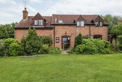 Image de Lawn Farm Cottage, pet friendly, with pool in Gloucester