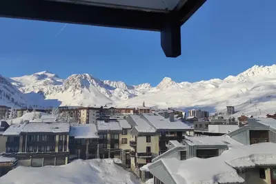 Image de Vue plein sud, balcon. Internet Hd. Télé-travaillez et skiez! casier ski en Rdc