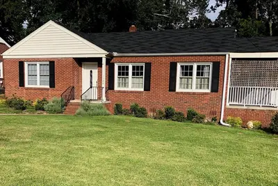 Image de Hole in one location! Walk to Augusta National