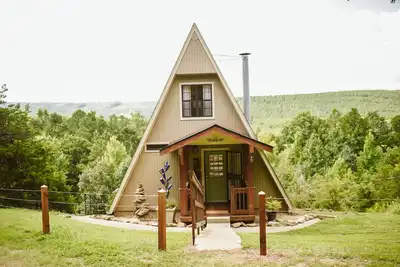 Image de Secluded A-Frame Cabin in the Tri-Peak Area of The Natural State