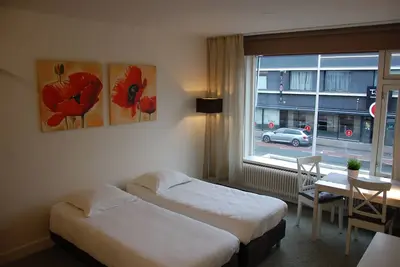 Image de The luxury of a hotel, with the charm of home.