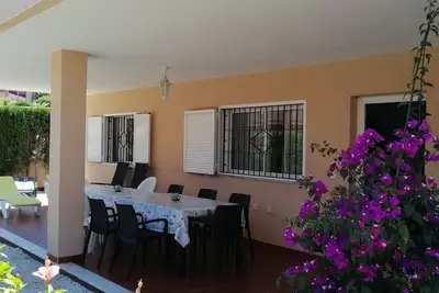 Semi-detached with garden + swimming pool near beach, Wifi fiber + garage