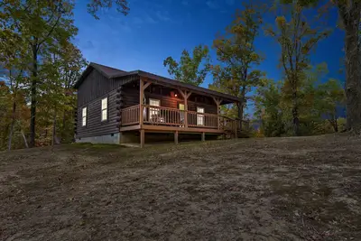 Image de Secluded Cabin on 70 acres private land, ping pong table, Red River Gorge, Ky