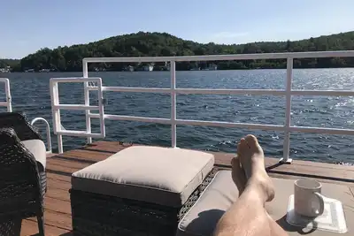 Image de Exclusive Lakefront Relaxation