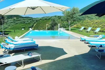 Image de My Rental Homes - Villa San Salvatore, in Benevento, private pool and garden