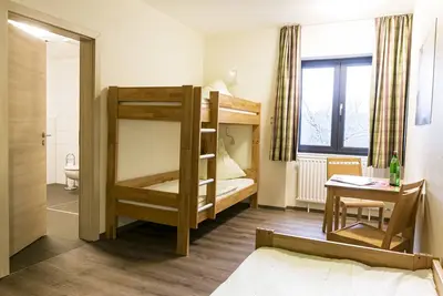 Image de 4-bed room with shower/Wc