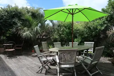 Image de Belle maison de vacances privée pour 7 personnes avec Wifi et terrasse