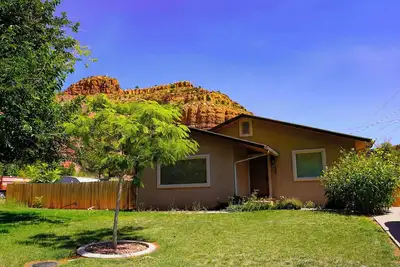 Image de Family Home in Kanab w/ private Hot Tub, Near Zion