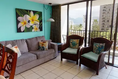 Image de Deluxe Condo Near Waikiki Beach - Free Parking