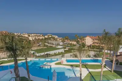 Image de Luxury 2br Seaviews - Santa Barbara Heights