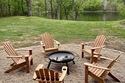 Image de Top Location! 3d & Video Tour. Riverside 4/3 w/ the best water access & privacy!