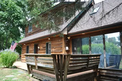 Image de The Poplar Place at the foot of South Mountain!