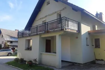 Image de A family friendly house to rent in the embrace of nature Apartma Rekar