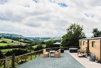 Image de 2 bedroom accommodation in Mochdre, near Newtown