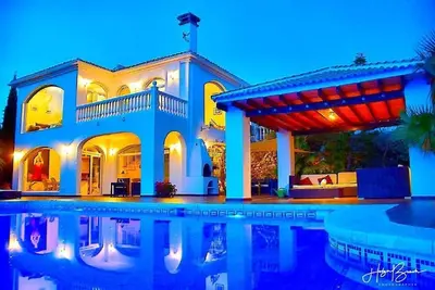Image de Maison de vacances Moclinejo pour 1 - 6 personnes avec 2 chambres Ă coucher - Ferme