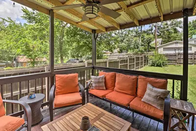 Image de Country-Chic Cotter Home w/ Outdoor Living Space!