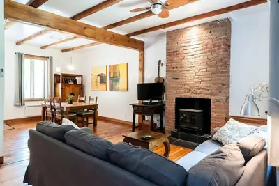 Image de Le Tierra - parking privé & grande cour arrière