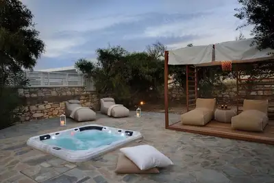 Image de Platinum Paros Villa | 6 Bedroom Villa | Private Swimming Pool & Stunning Sea Views | Ambelas