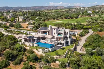 Image de Villa Elea, New Deluxe Golf Villa in Aphrodite Hills - 6 Bedrooms, 7 Bathrooms.