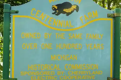 Image de Charming, quiet, country retreat 1890's Centennial Farm house