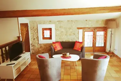 Maison de caractère avec terrasse sans vis à vis