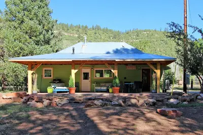 Image de River front retreat-5 minutes from Dolores, 1 hour from Telluride