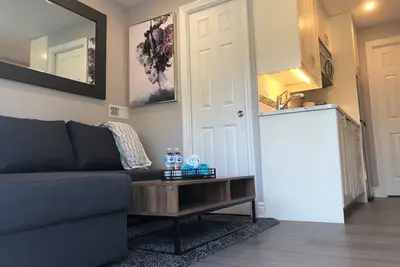 Image de Niagara Luxury - Cozy Tiny Home Suite by the River