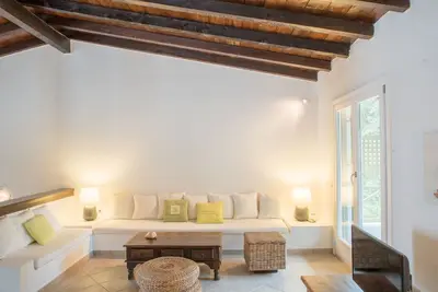Image de Villa de luxe a Skiathos | Villa 2 Chambres Dyo | Vromolimnos