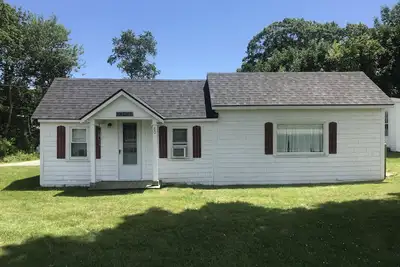 Image de Adorable cottage with million dollar view and short walk to stunning beach.